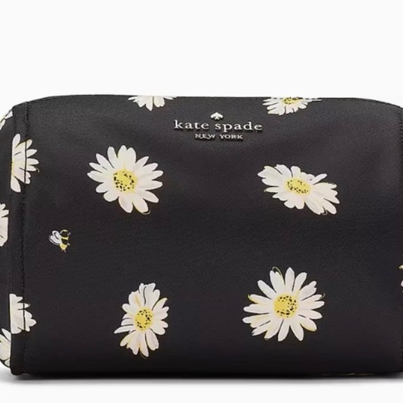 NWT Kate Spade Chelsea daisy medium backpack bundle includes cosmetic bag $378 - Picture 6 of 13